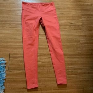 Very cute alo leggings